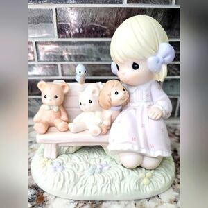 2005 Precious Moments "There Is Always Room For A New Friend"